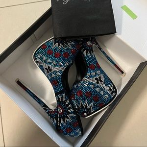 Super cute heels 👠 for this Christmas